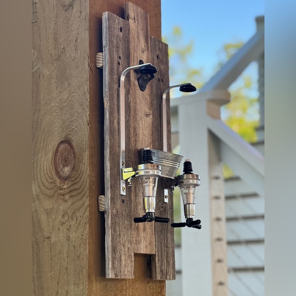 Wall mounted liquor dispenser - Picture 4 of 4